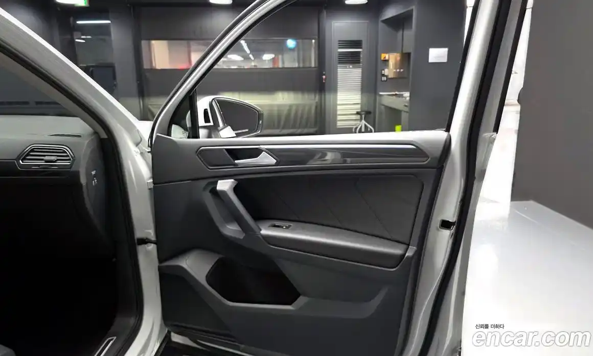 Volkswagen Tiguan 2024 2.0 гидро в Москве № 1281474, фото 14