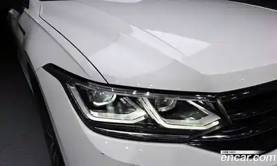 Volkswagen Tiguan 2024 2.0 гидро в Москве № 1281474, миниатюра 8