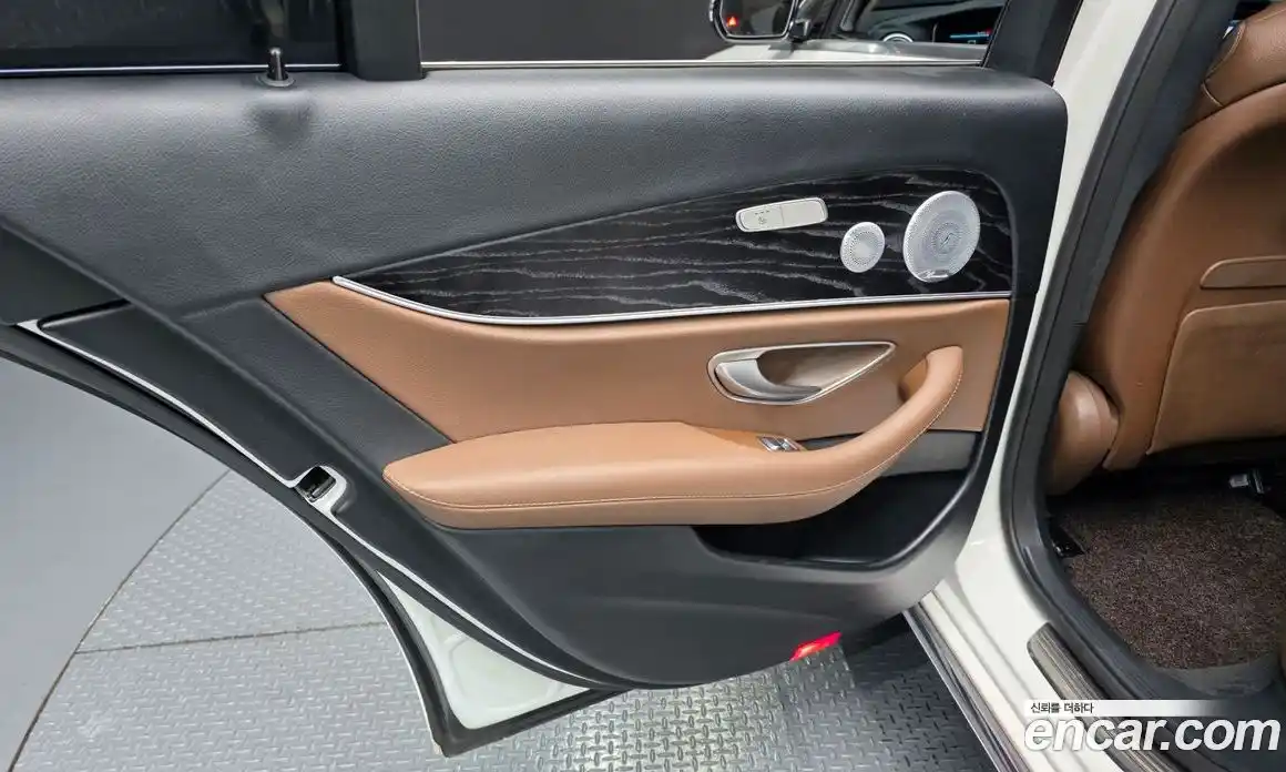 Mercedes-Benz E-Class 2019 2.0 гидро в Москве № 1291578, фото 15
