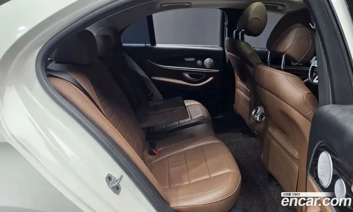 Mercedes-Benz E-Class 2019 2.0 гидро в Москве № 1291578, фото 18