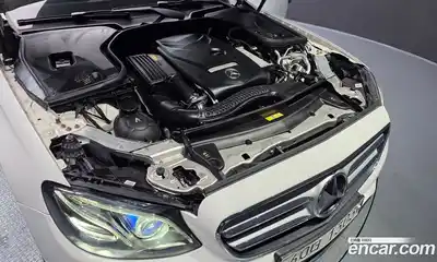 Mercedes-Benz E-Class 2019 2.0 гидро в Москве № 1291578, миниатюра 6