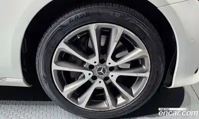 Mercedes-Benz E-Class 2019 2.0 гидро в Москве № 1291578, миниатюра 7
