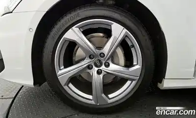Audi A6 2025 2.0 гидро в Москве № 1291664, миниатюра 4
