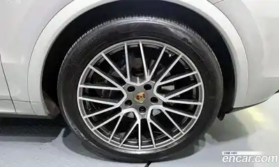 Porsche Cayenne 2023 3.0 гидро в Москве № 1292539, миниатюра 7