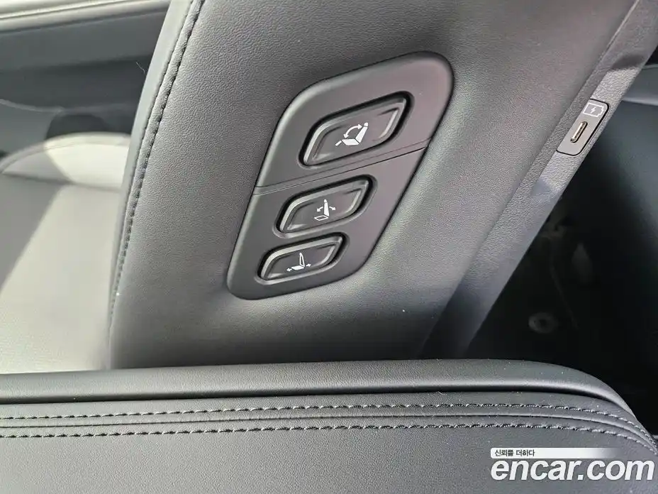 Hyundai Santa Fe 2025 2.5 гидро в Москве № 129545, фото 16