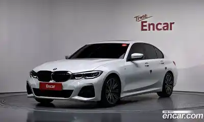 BMW 3-Series, 2022