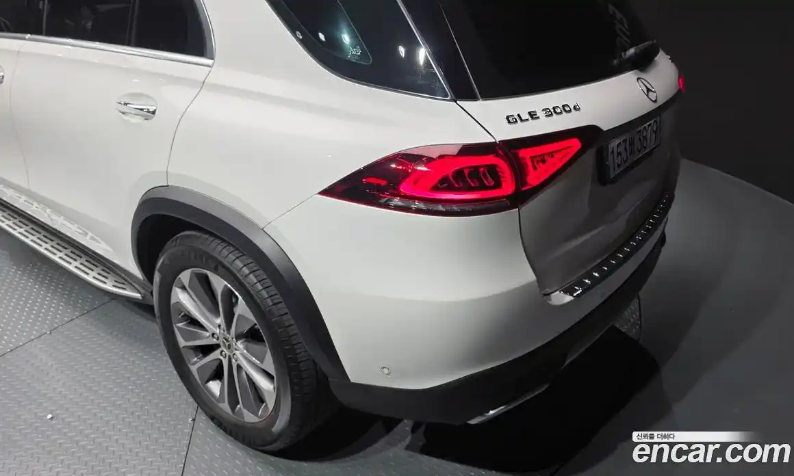 Mercedes-Benz GLE-Class 2022 2.0 гидро в Москве № 1322180, фото 9