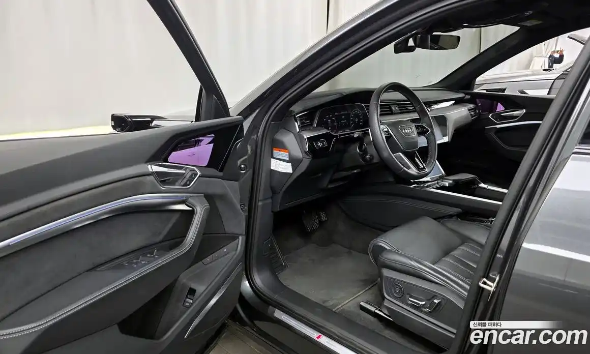 Audi e-tron 2023 0.2 гидро в Москве № 1322414, фото 13