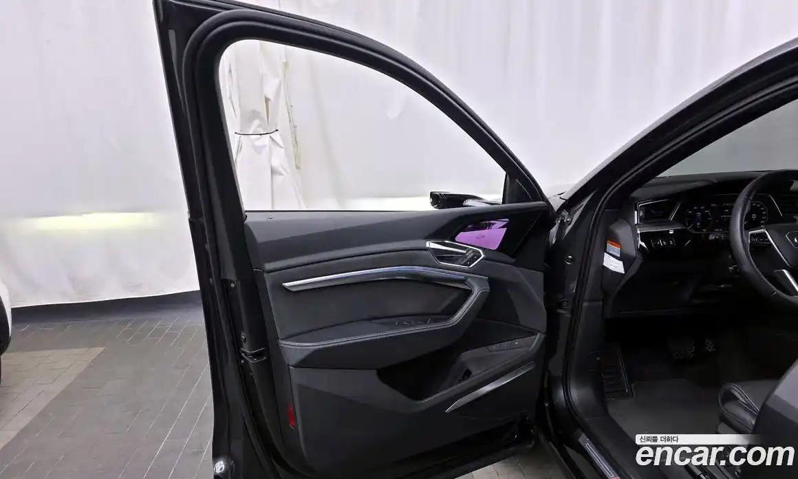 Audi e-tron 2023 0.2 гидро в Москве № 1322414, фото 14