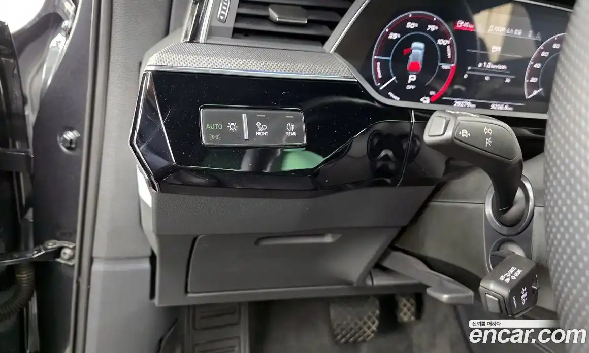 Audi e-tron 2023 0.2 гидро в Москве № 1322414, фото 22
