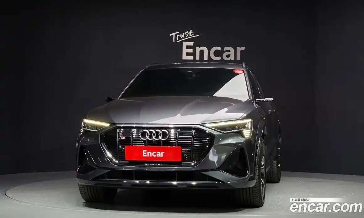 Audi e-tron 2023 0.2 гидро в Москве № 1322414, фото 3