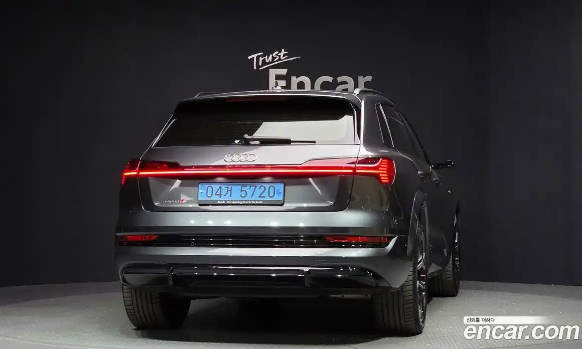 Audi e-tron 2023 0.2 гидро в Москве № 1322414, фото 4