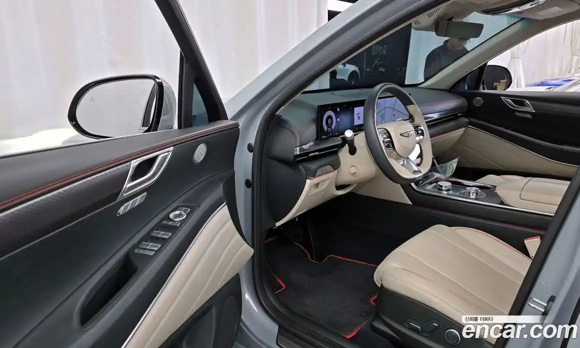 Genesis GV80 2024 2.5 гидро в Москве, фото 13