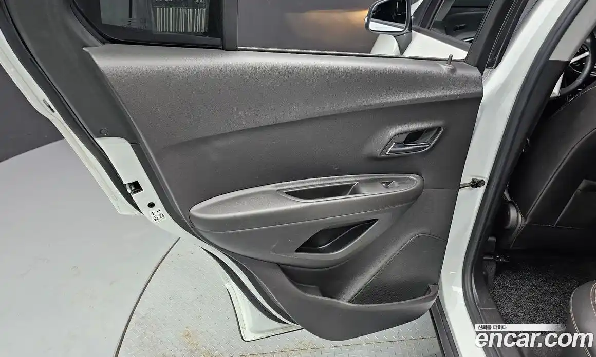 Chevrolet Trax 2019 1.4 гидро в Москве, фото 15