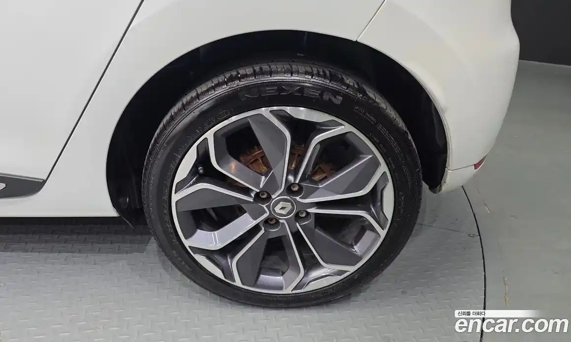 Renault Cilo 2019 1.5 гидро в Москве № 1346263, фото 7