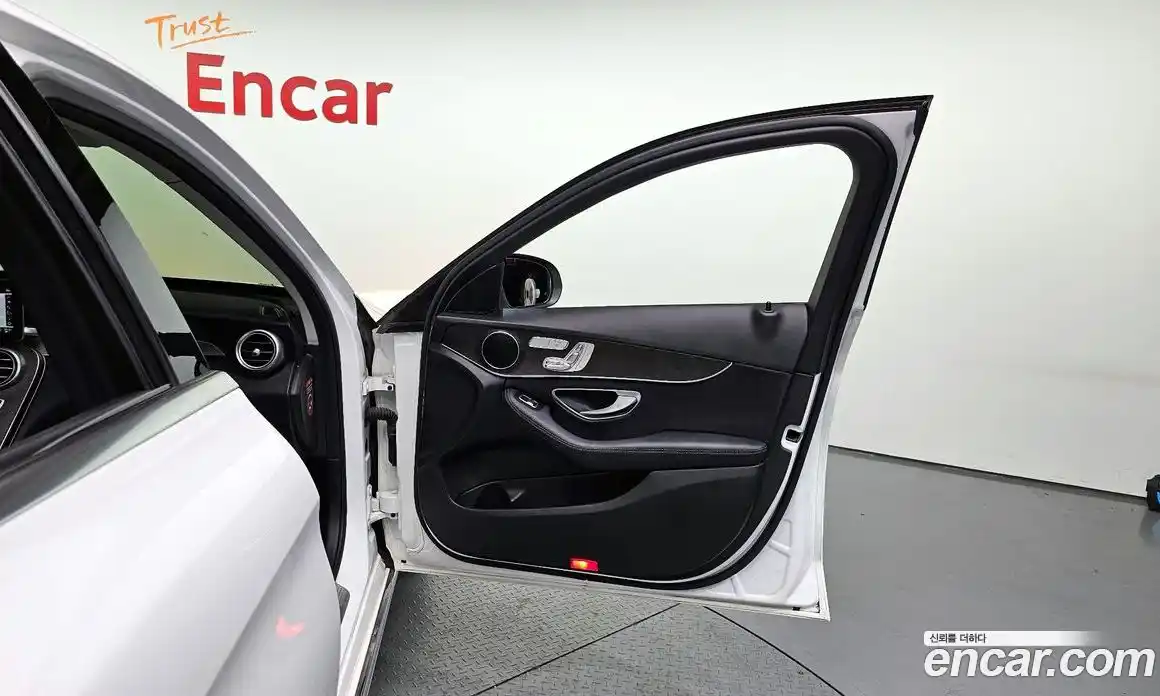 Mercedes-Benz C-Class 2019 1.9 гидро в Москве № 1348026, фото 15