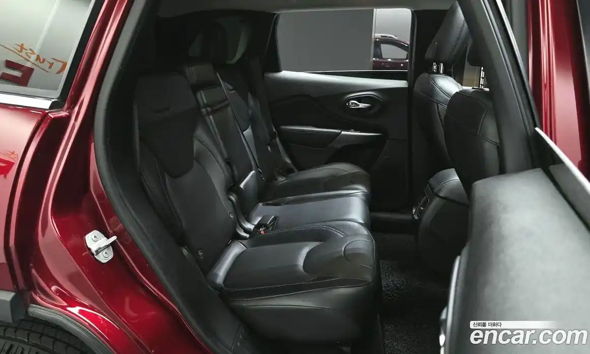 Jeep Cherokee 2019 2.4 гидро в Москве № 1350611, фото 17