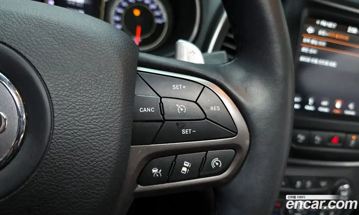 Jeep Cherokee 2019 2.4 гидро в Москве № 1350611, фото 27