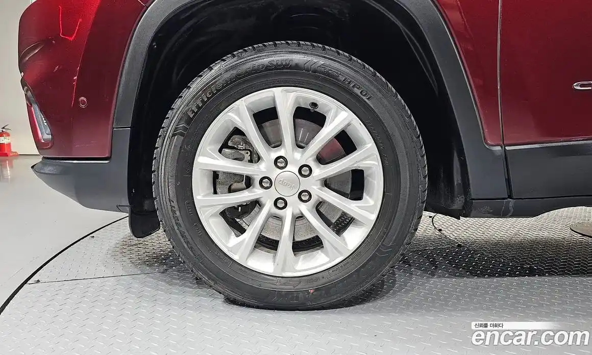 Jeep Cherokee 2019 2.4 гидро в Москве № 1350611, фото 5