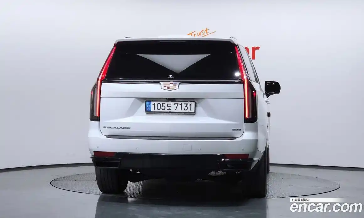 Cadillac Escalade 2022 6.2 гидро в Москве № 1351340, фото 3