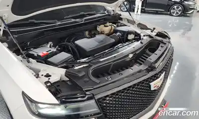 Cadillac Escalade 2022 6.2 гидро в Москве № 1351340, миниатюра 5