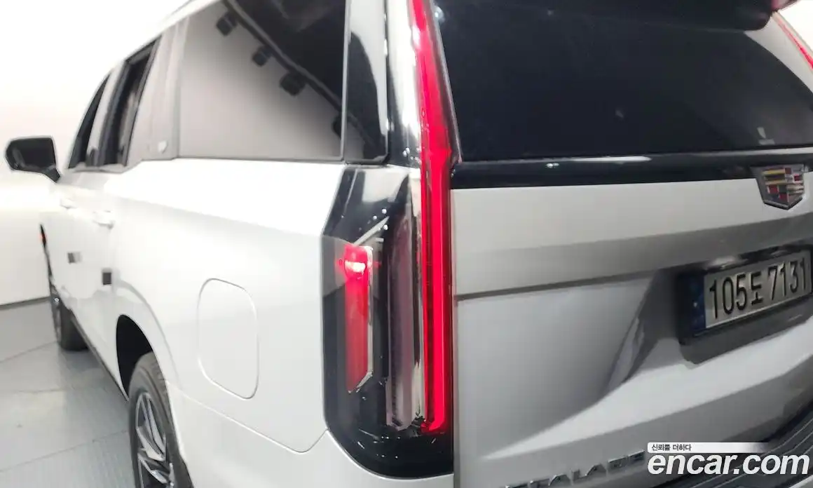 Cadillac Escalade 2022 6.2 гидро в Москве № 1351340, фото 8
