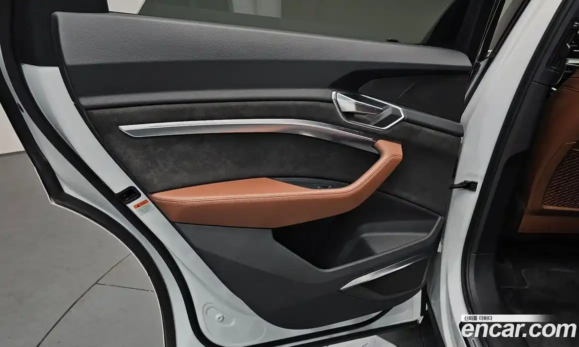 Audi e-tron 2020 0.2 гидро в Москве № 1404323, фото 14