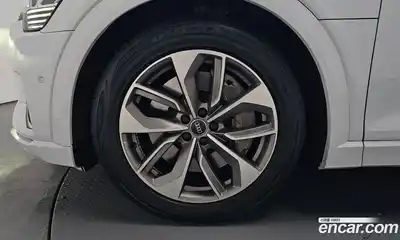 Audi e-tron 2020 0.2 гидро в Москве № 1404323, миниатюра 4
