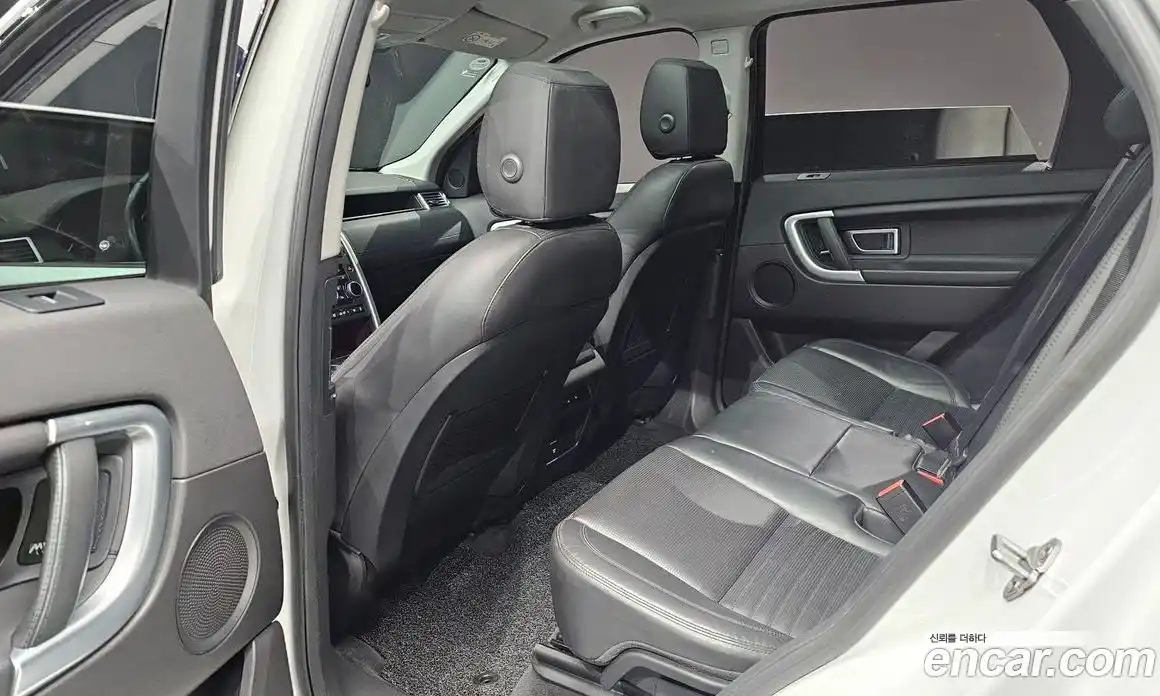 Land Rover Discovery Sport 2018 2.0 гидро в Москве № 1405129, фото 16