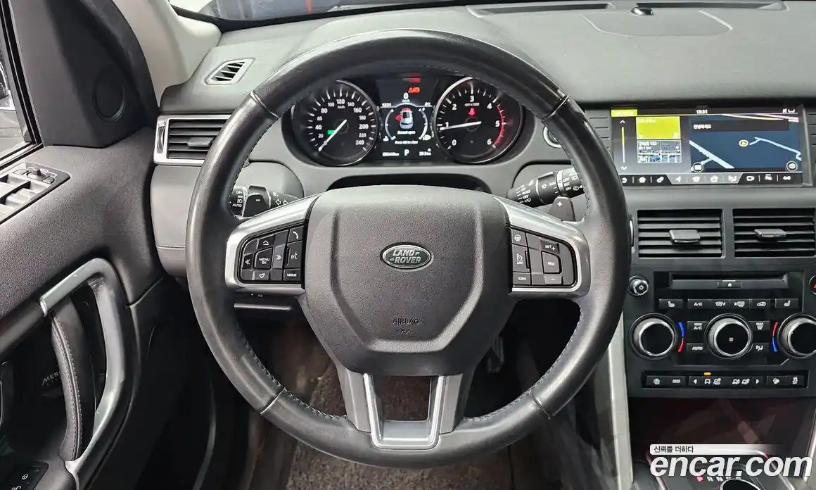 Land Rover Discovery Sport 2018 2.0 гидро в Москве № 1405129, фото 19