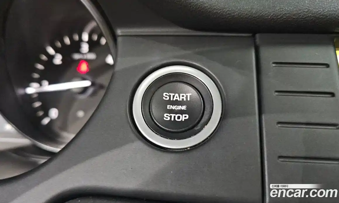 Land Rover Discovery Sport 2018 2.0 гидро в Москве № 1405129, фото 24