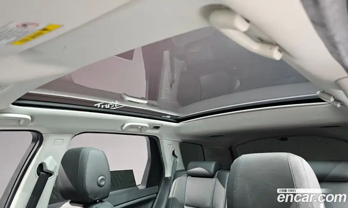 Land Rover Discovery Sport 2018 2.0 гидро в Москве № 1405129, фото 25