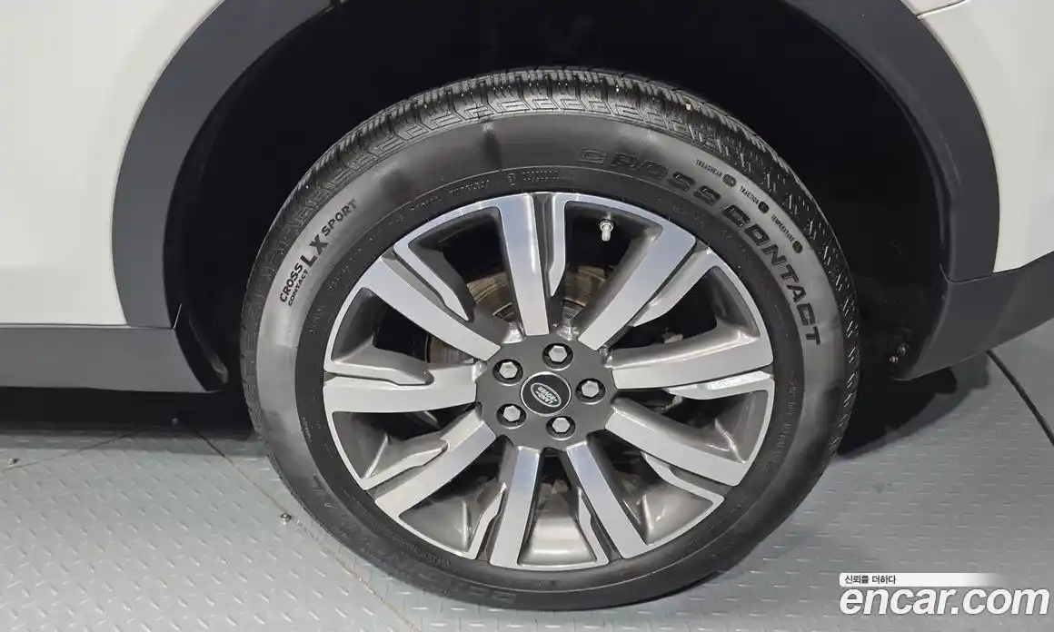 Land Rover Discovery Sport 2018 2.0 гидро в Москве № 1405129, фото 7