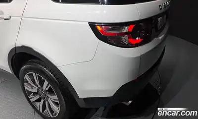 Land Rover Discovery Sport 2018 2.0 гидро в Москве № 1405129, миниатюра 9