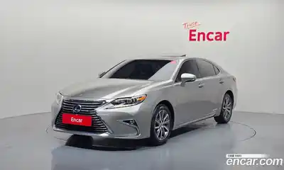 Lexus ES, 2018