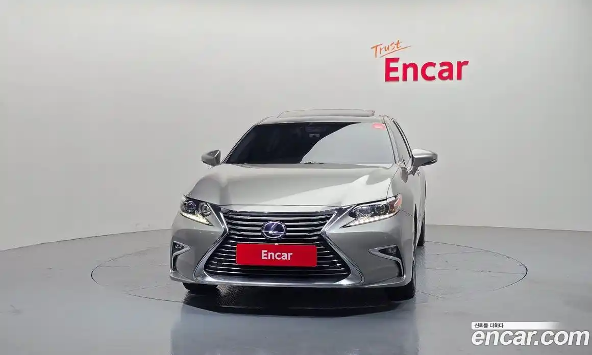Lexus ES 2018 2.5 гидро в Москве № 1405391, фото 3