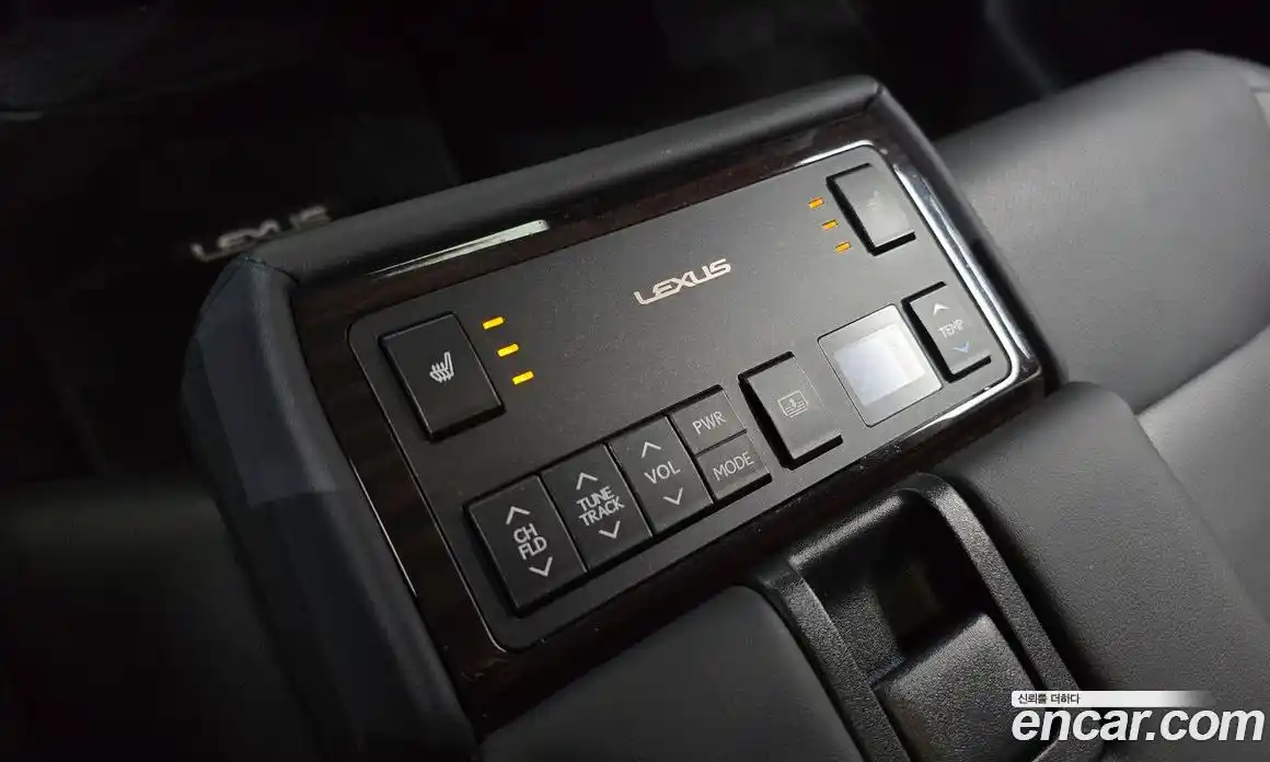 Lexus ES 2018 2.5 гидро в Москве № 1405391, фото 31