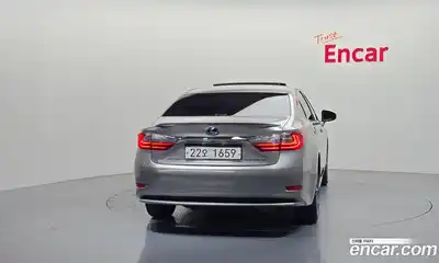 Lexus ES 2018 2.5 гидро в Москве № 1405391, миниатюра 4