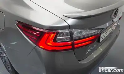 Lexus ES 2018 2.5 гидро в Москве № 1405391, миниатюра 9