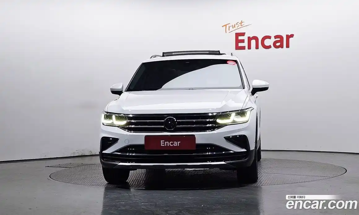 Volkswagen Tiguan 2022 2.0 гидро в Москве № 1405529, фото 3