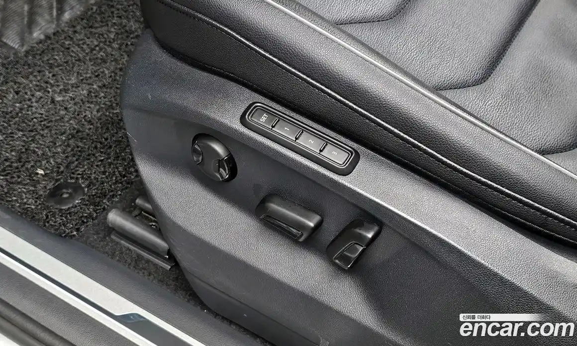 Volkswagen Tiguan 2022 2.0 гидро в Москве № 1405529, фото 32