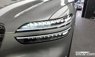 Genesis GV70 2026 2.5 гидро в Москве № 1418435, миниатюра 8