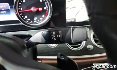 Mercedes-Benz E-Class 2018 1.9 гидро в Москве № 1421759, миниатюра 11