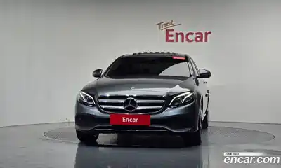 Mercedes-Benz E-Class 2018 1.9 гидро в Москве № 1421759, миниатюра 2
