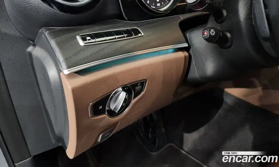 Mercedes-Benz E-Class 2018 1.9 гидро в Москве № 1421759, фото 34
