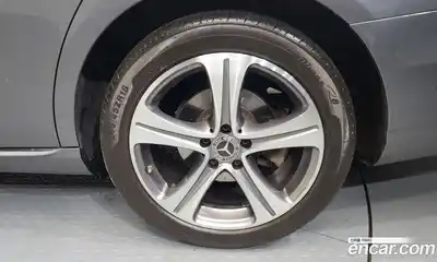 Mercedes-Benz E-Class 2018 1.9 гидро в Москве № 1421759, миниатюра 6