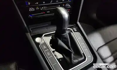 Volkswagen Passat 2022 2.0 гидро в Москве № 1424142, миниатюра 12