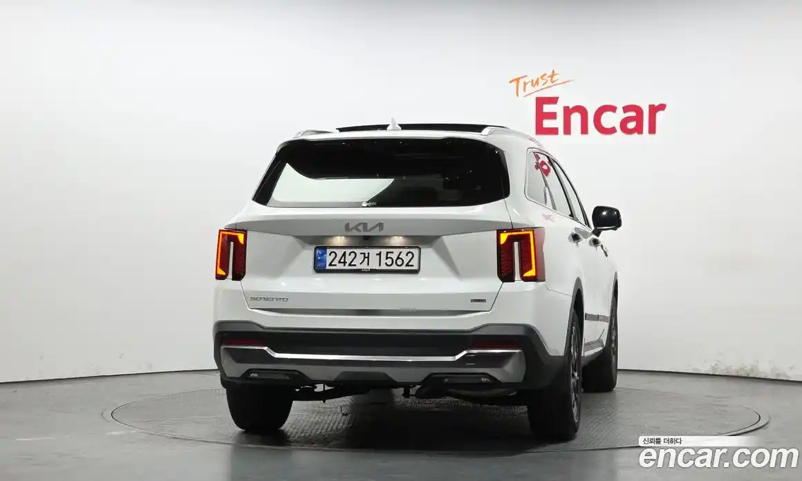 Kia Sorento 2024 1.6 гидро в Москве № 1538619, фото 4