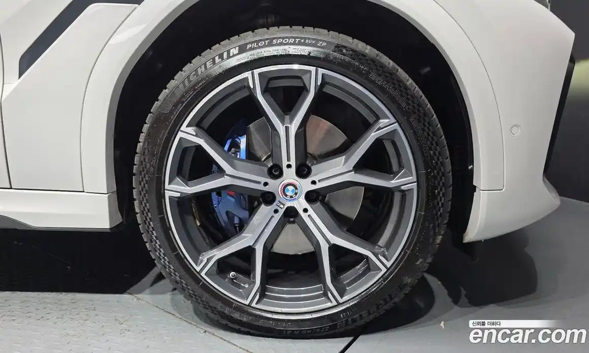 BMW X6 2022 3.0 гидро в Москве № 1539436, фото 7