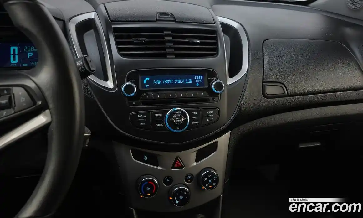 Chevrolet Trax 2014 1.4 гидро в Москве № 1542279, фото 19